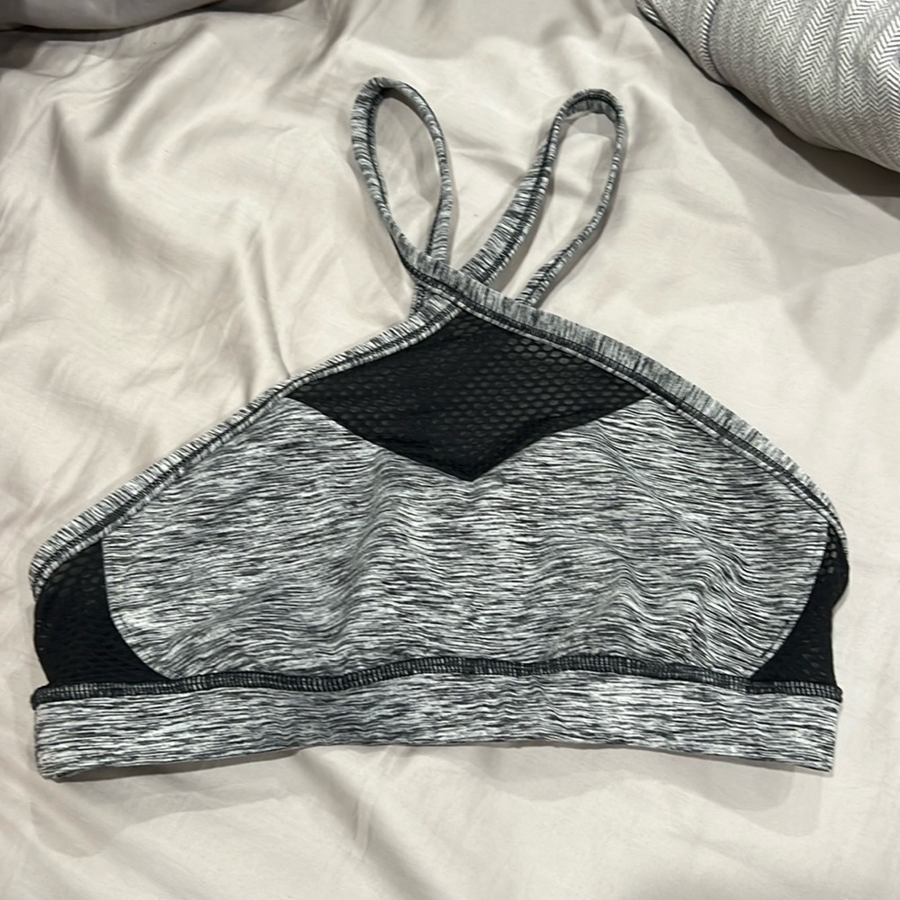 Manduka sports bra medium